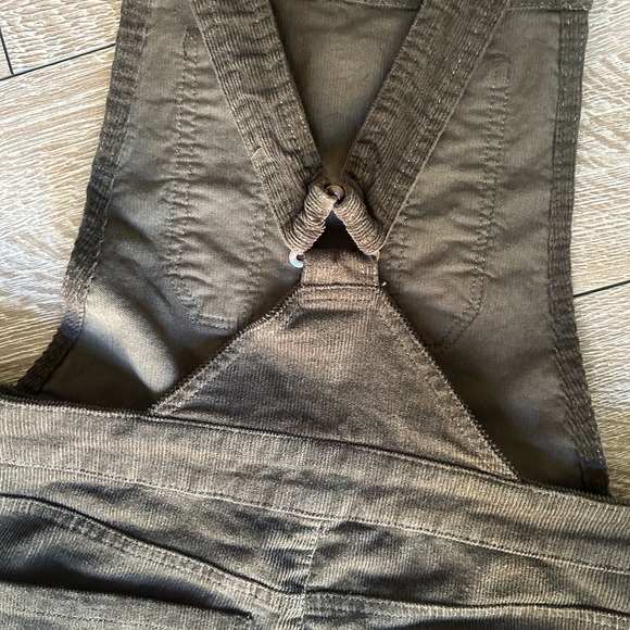 Sky and Sparrow Olive Corduroy Overalls - Picture 6 of 14